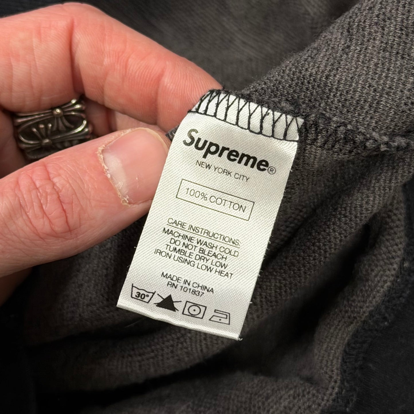 Supreme Scatter Text Crewneck (Size Large)