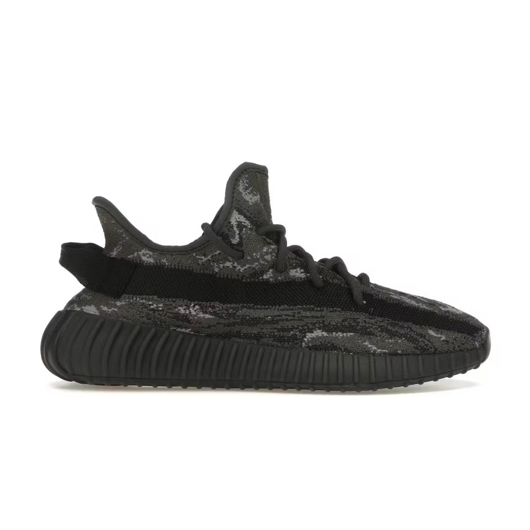 MX Dark Salt Yeezy 350 V2 (Size 12.5)