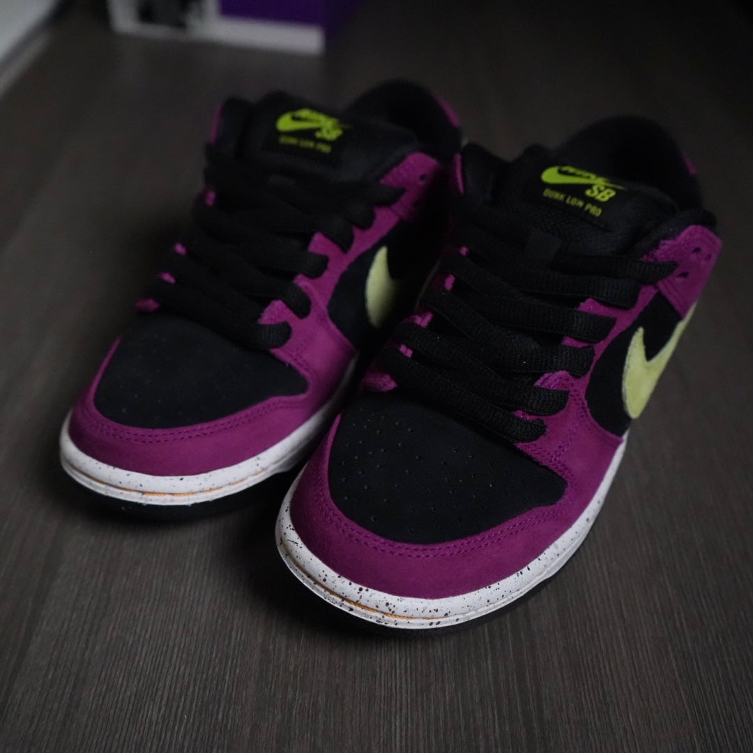 Red Plum Nike SB Dunk low (Size 5.5)