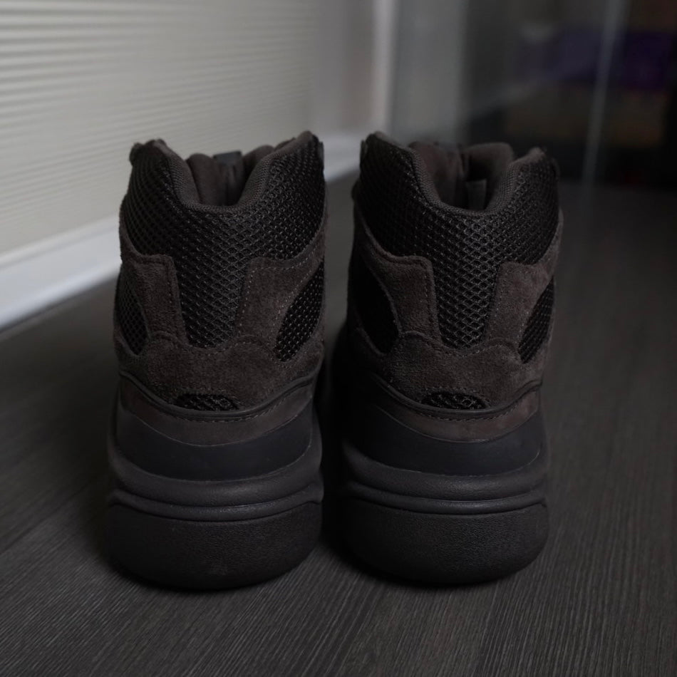 Yeezy Boot “Oil” (Size 10.5)*Fits small