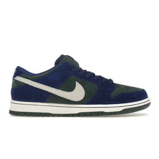 Nike SB Dunk low “Deep Royal Blue” (Size 11)