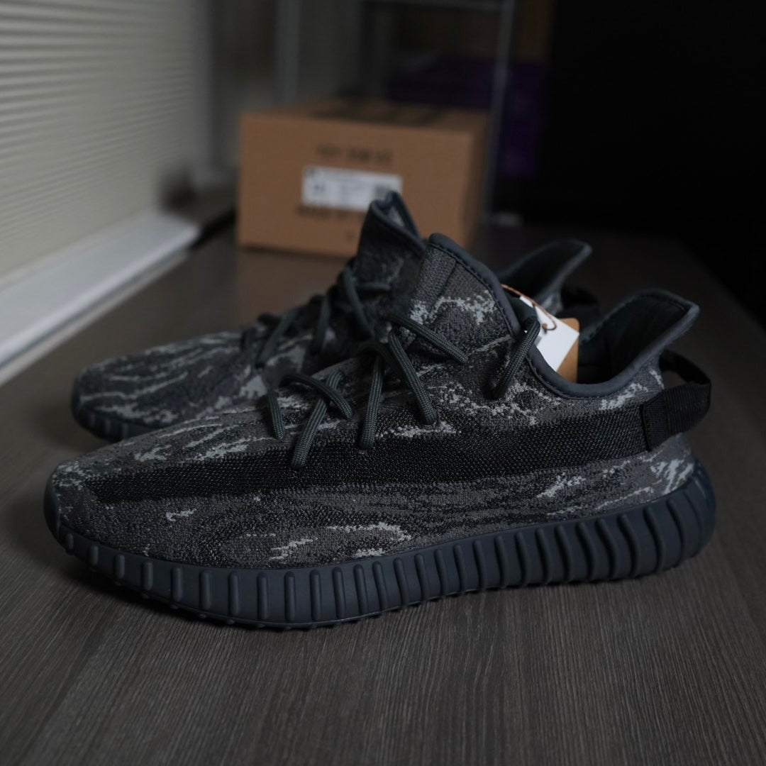 MX Dark Salt Yeezy 350 V2 (Size 14)