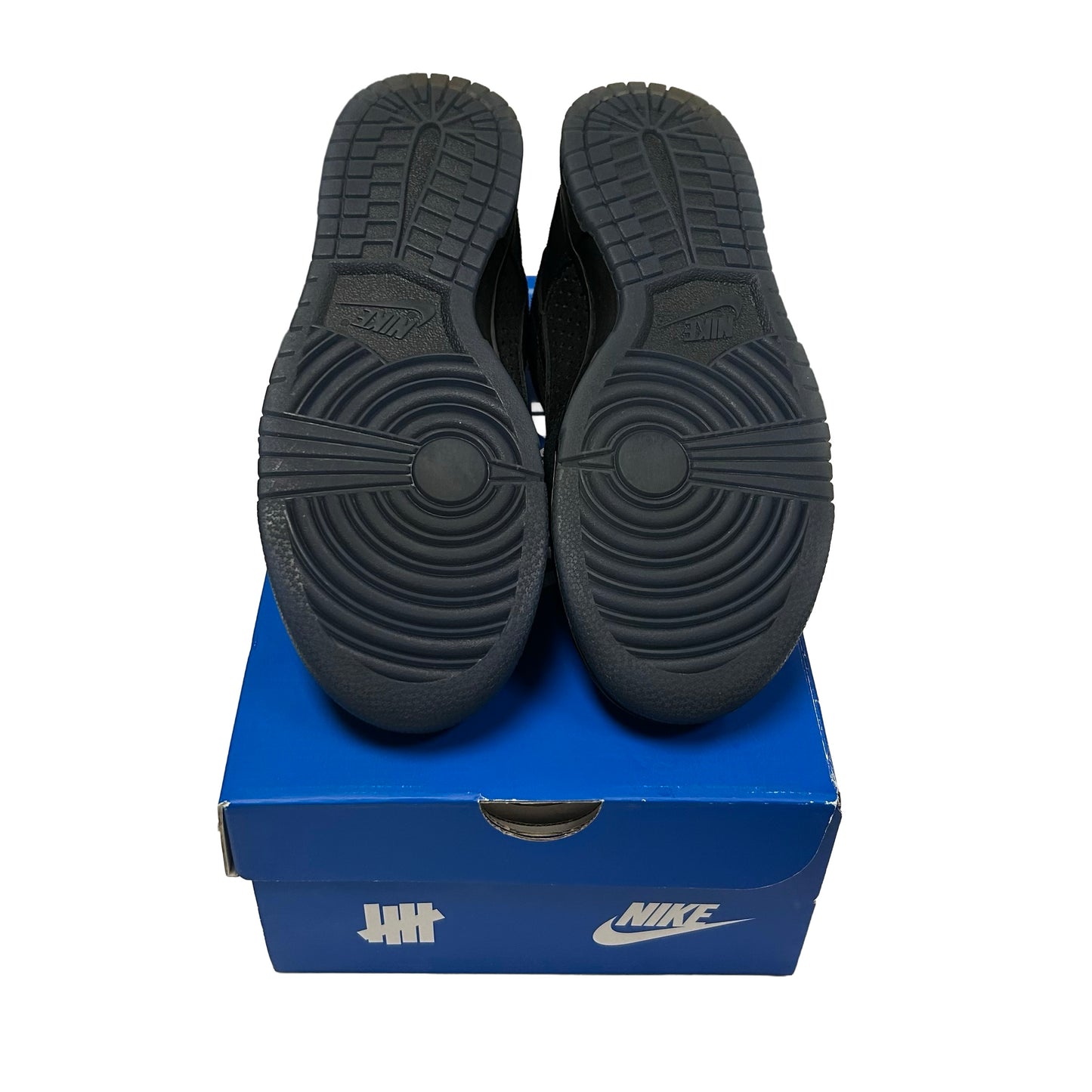 Nike Dunk low Undefeated “Black” (Size 7)