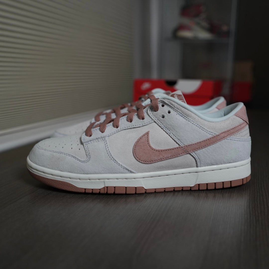 “Fossil Rose” Nike Dunk low (Size 9.5)