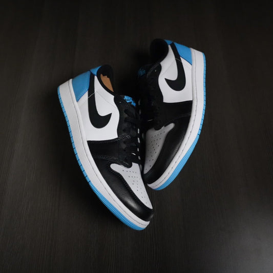 Jordan 1 Retro low “Powder Blue” (Size 10)