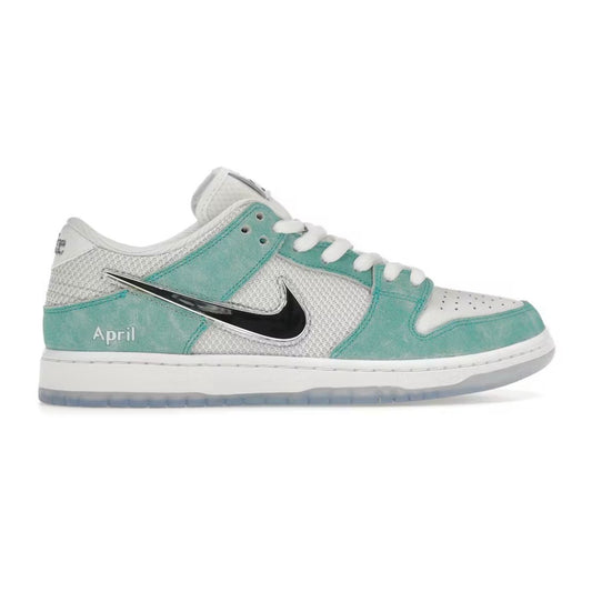 Nike SB Dunk low April Skateboards