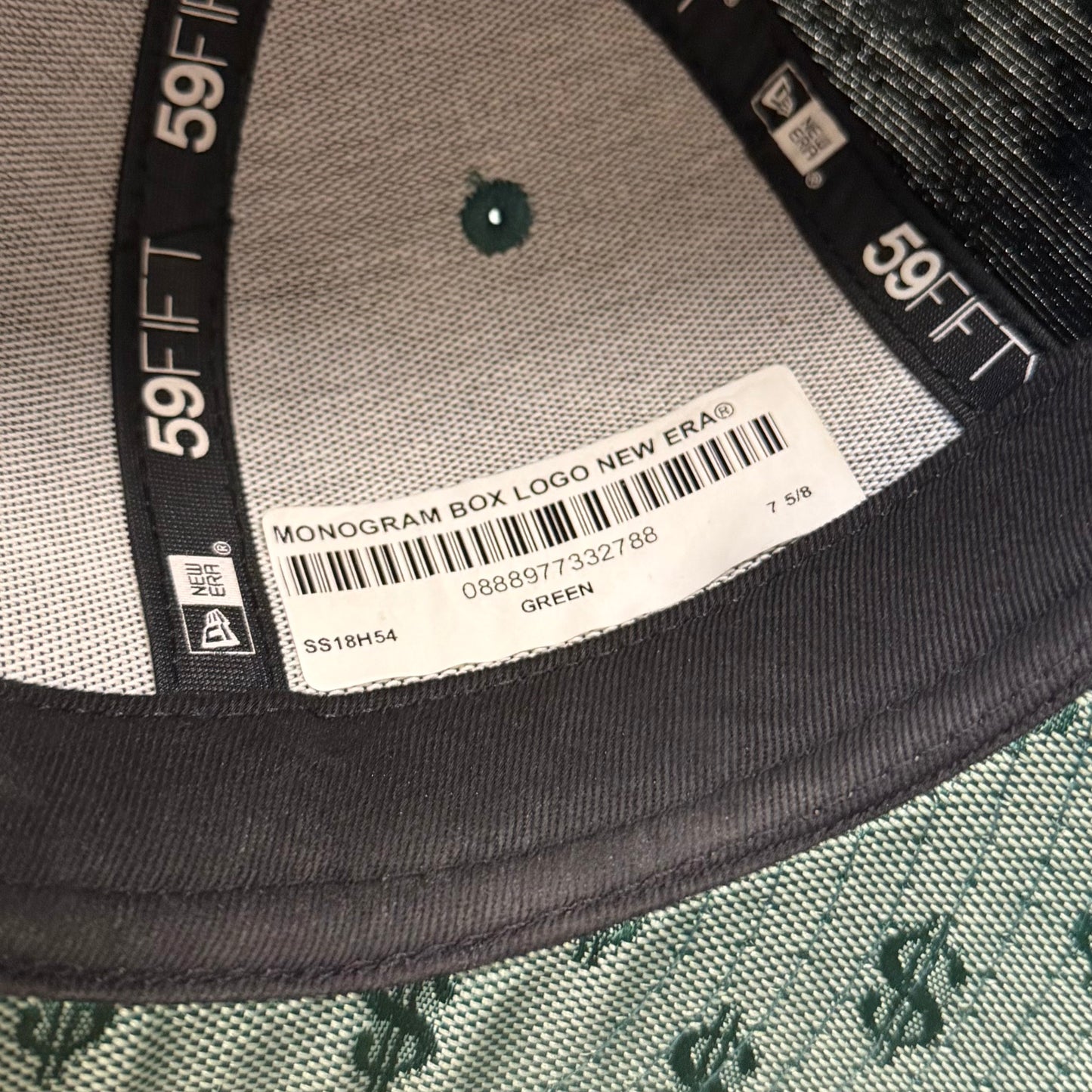 Supreme Monogram Box Logo (Size 7 5/8)