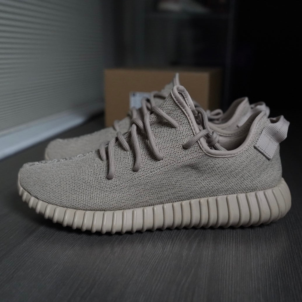 Oxford Tan Yeezy 350 (Size 10)