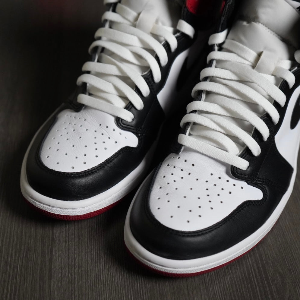 Black Toe Jordan 1 Retro Hi (Size 10)