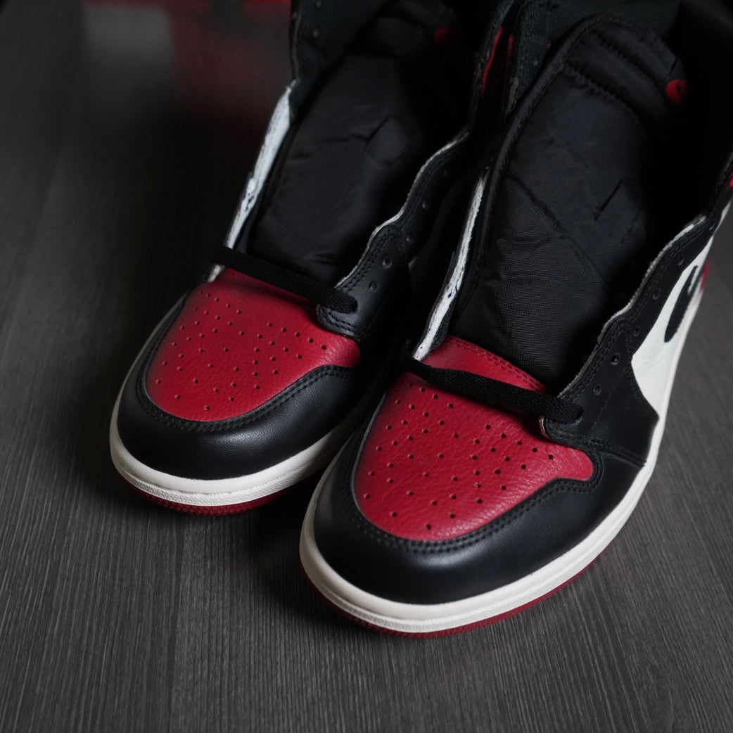 Bred Toe Jordan 1 Retro Hi (Size 10.5)