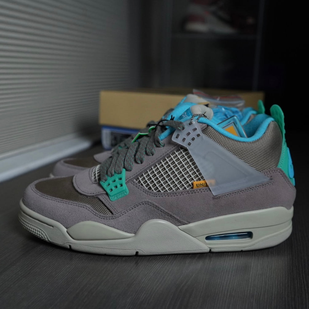 UNION Jordan 4 Retro “Taupe Haze” (Size 10)