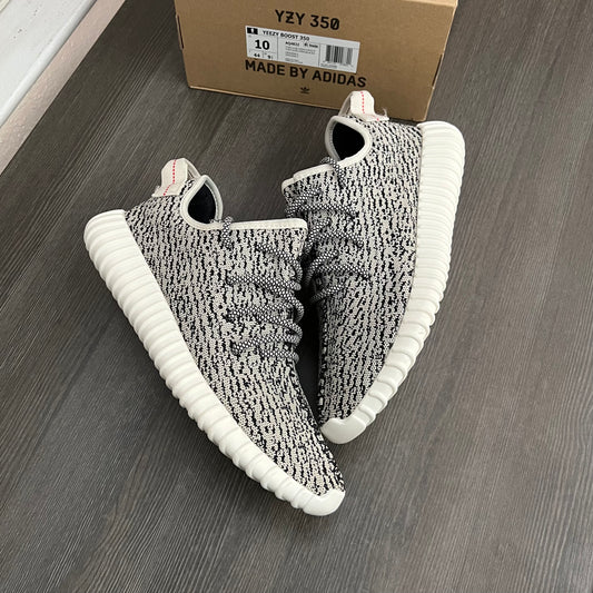 Yeezy 350 “Turtledoves” (2022)(Size 10)